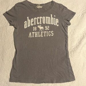 Abercrombie tshirt
